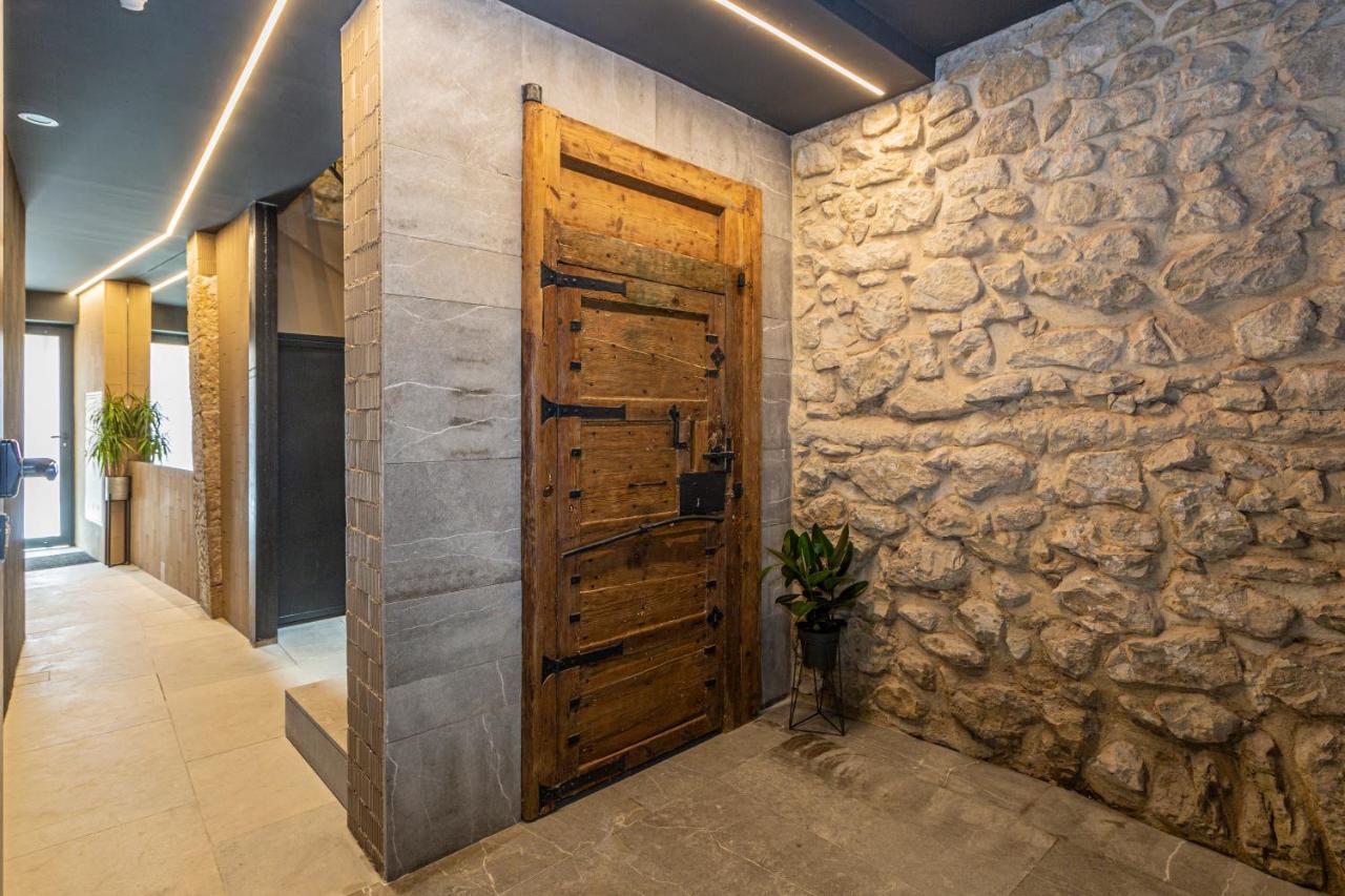 Luxury Evolution Rooms อาลิกันเต ภายนอก รูปภาพ