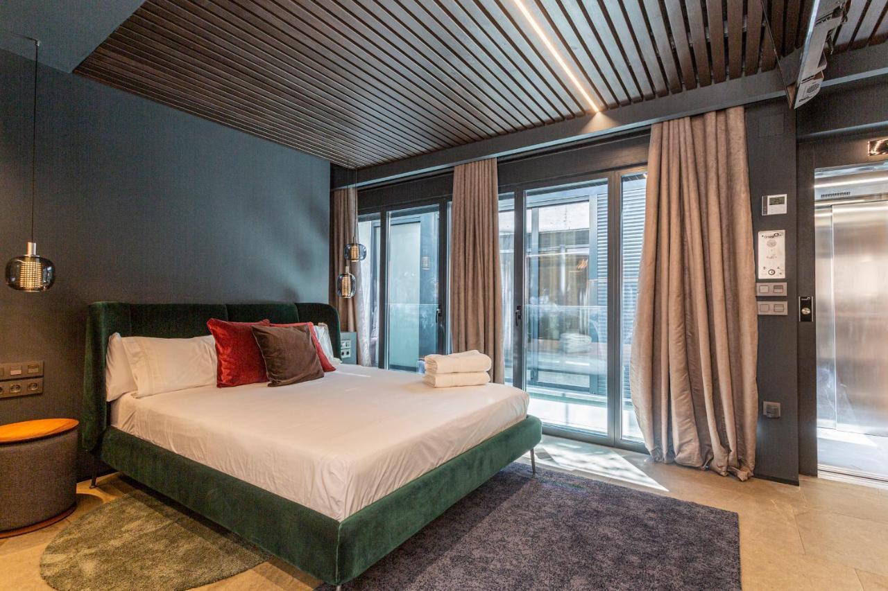 Luxury Evolution Rooms อาลิกันเต ภายนอก รูปภาพ